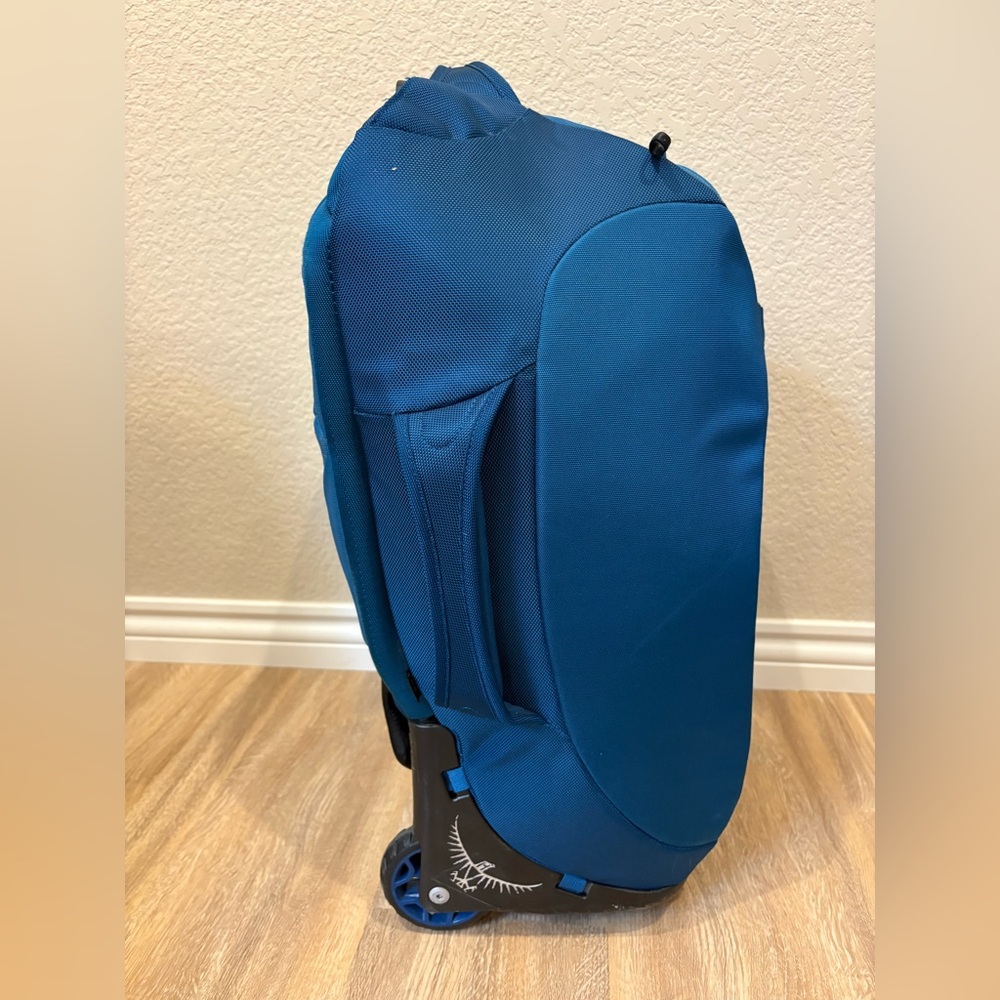 Osprey Meridian 60L / 22” Blue Roller Bag Carryon - Picture 7 of 13